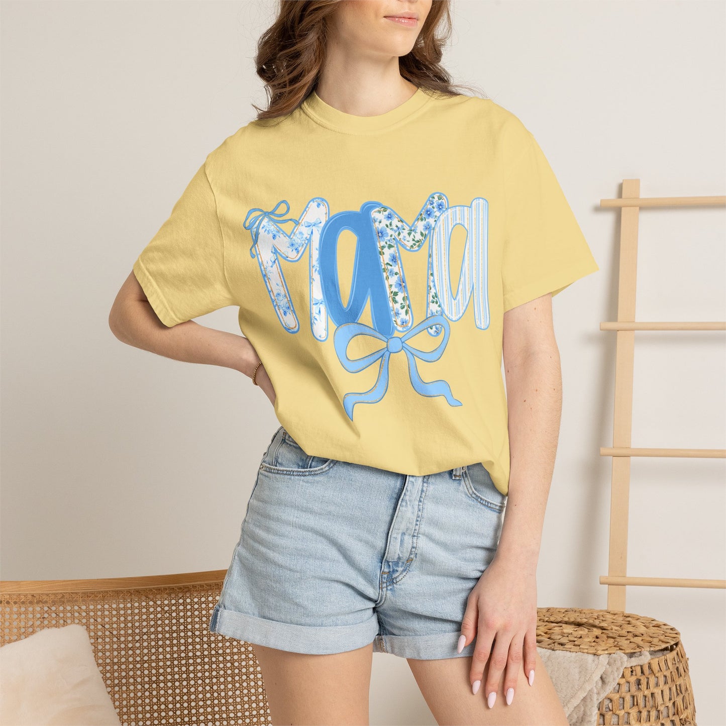 Mama Floral Pattern T-Shirt | Blue Ribbon Mama Tee