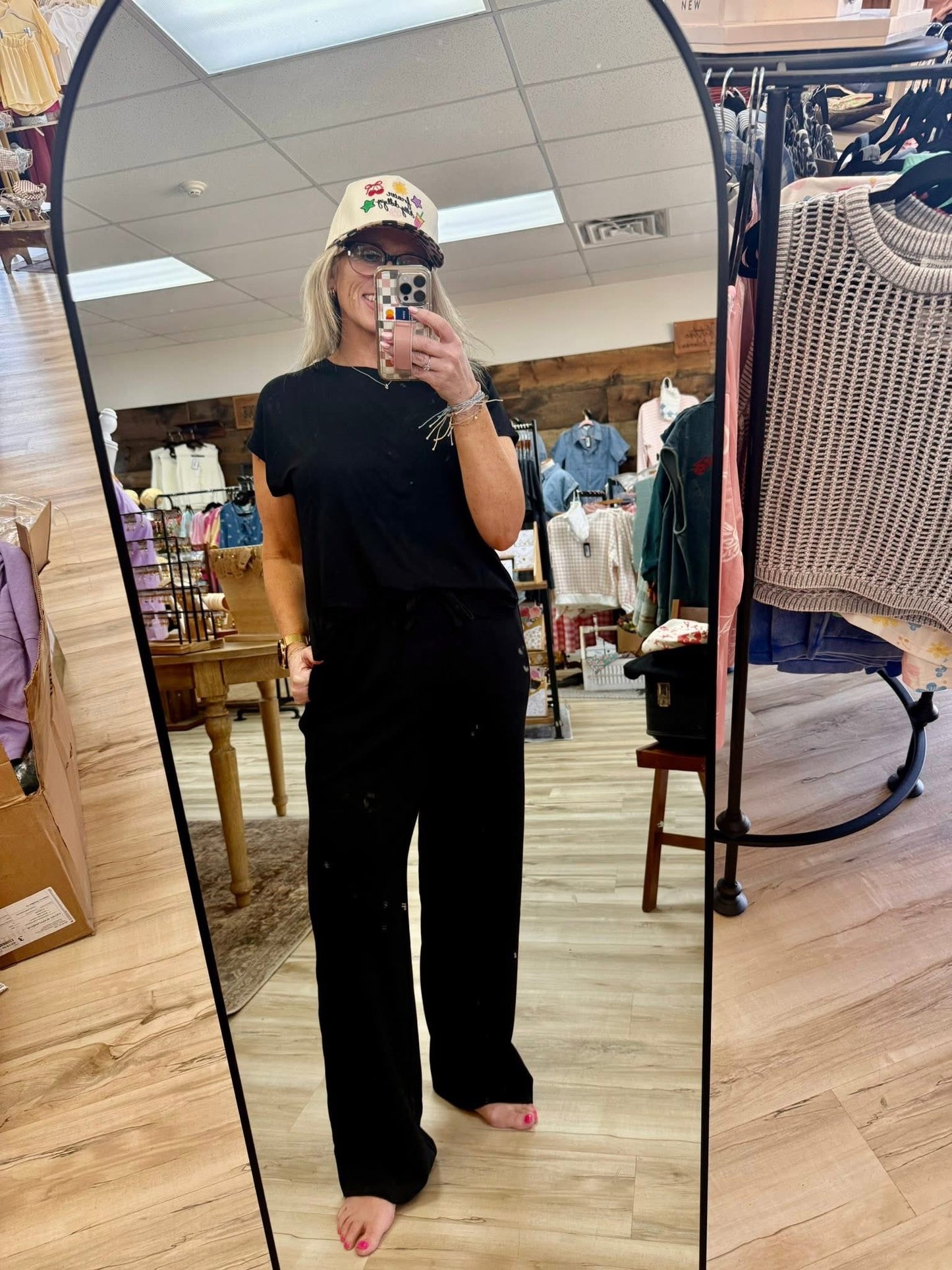 Elastic Waist Wide-Leg Pants