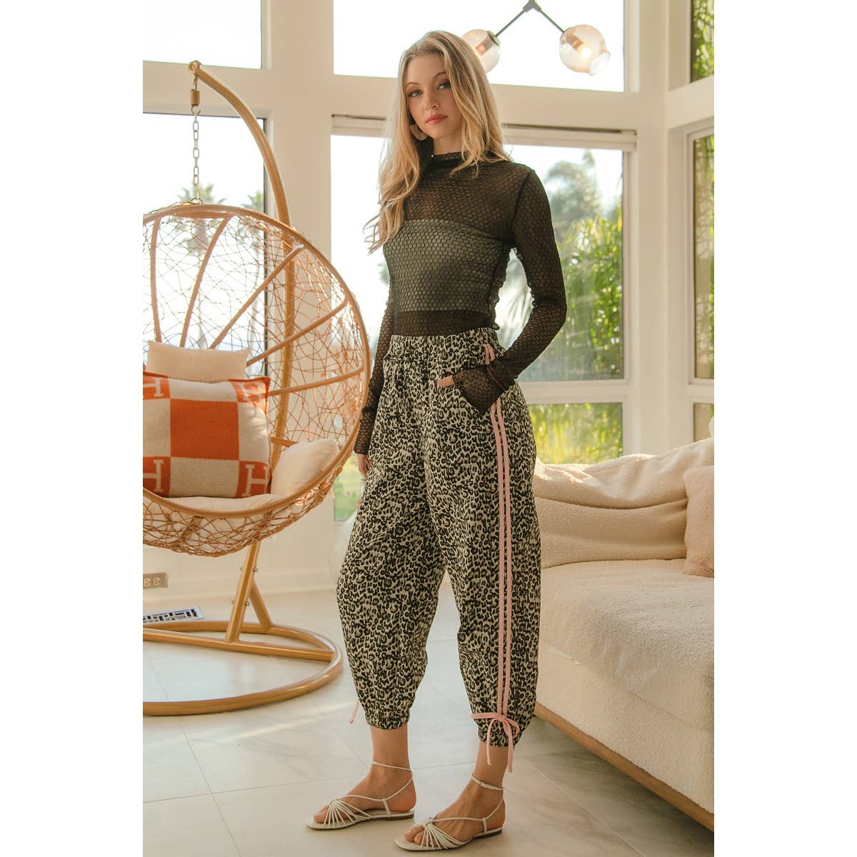 LEOPARD PRINTS WITH PINK SIDE LINE DRAWSTRINGS PANTS