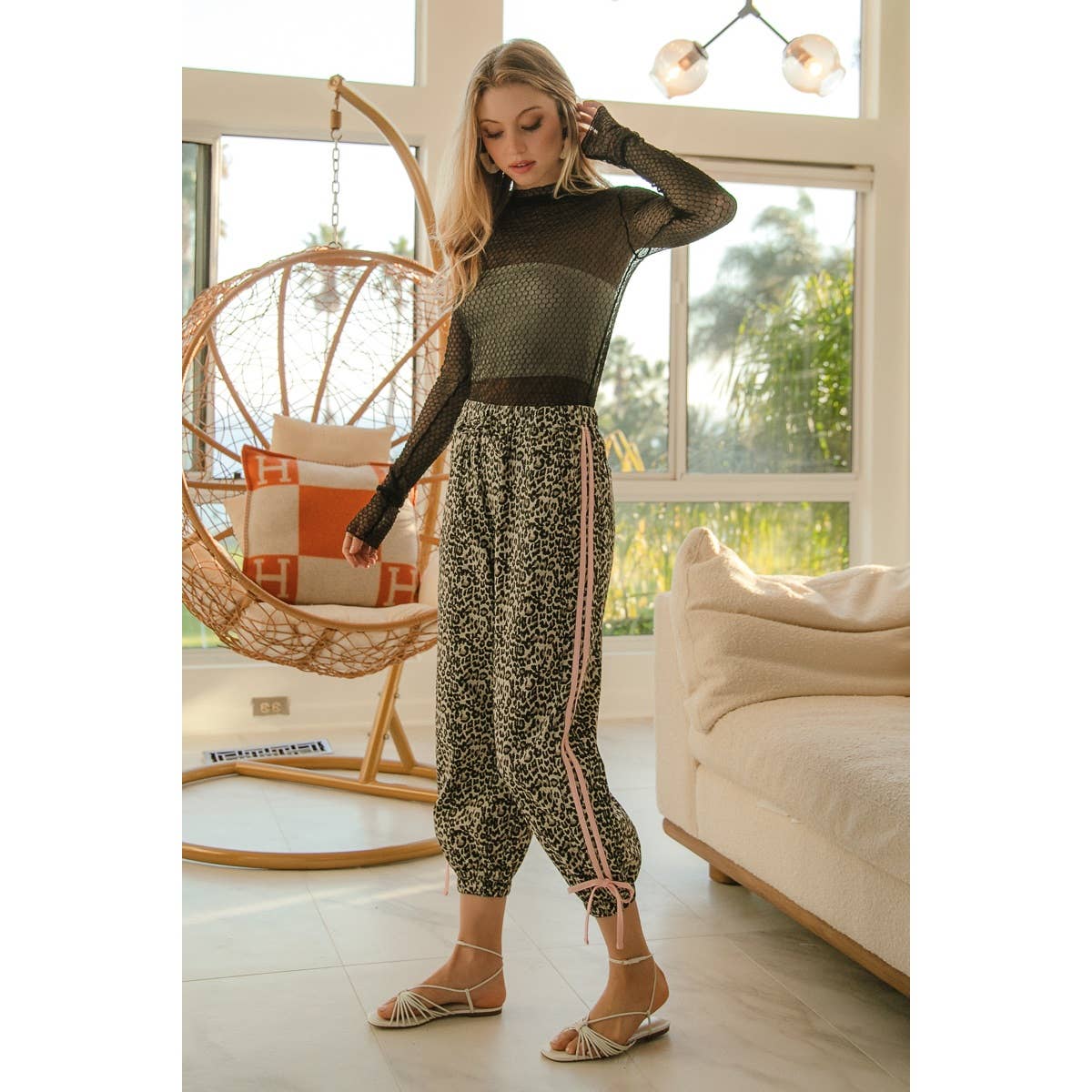 LEOPARD PRINTS WITH PINK SIDE LINE DRAWSTRINGS PANTS