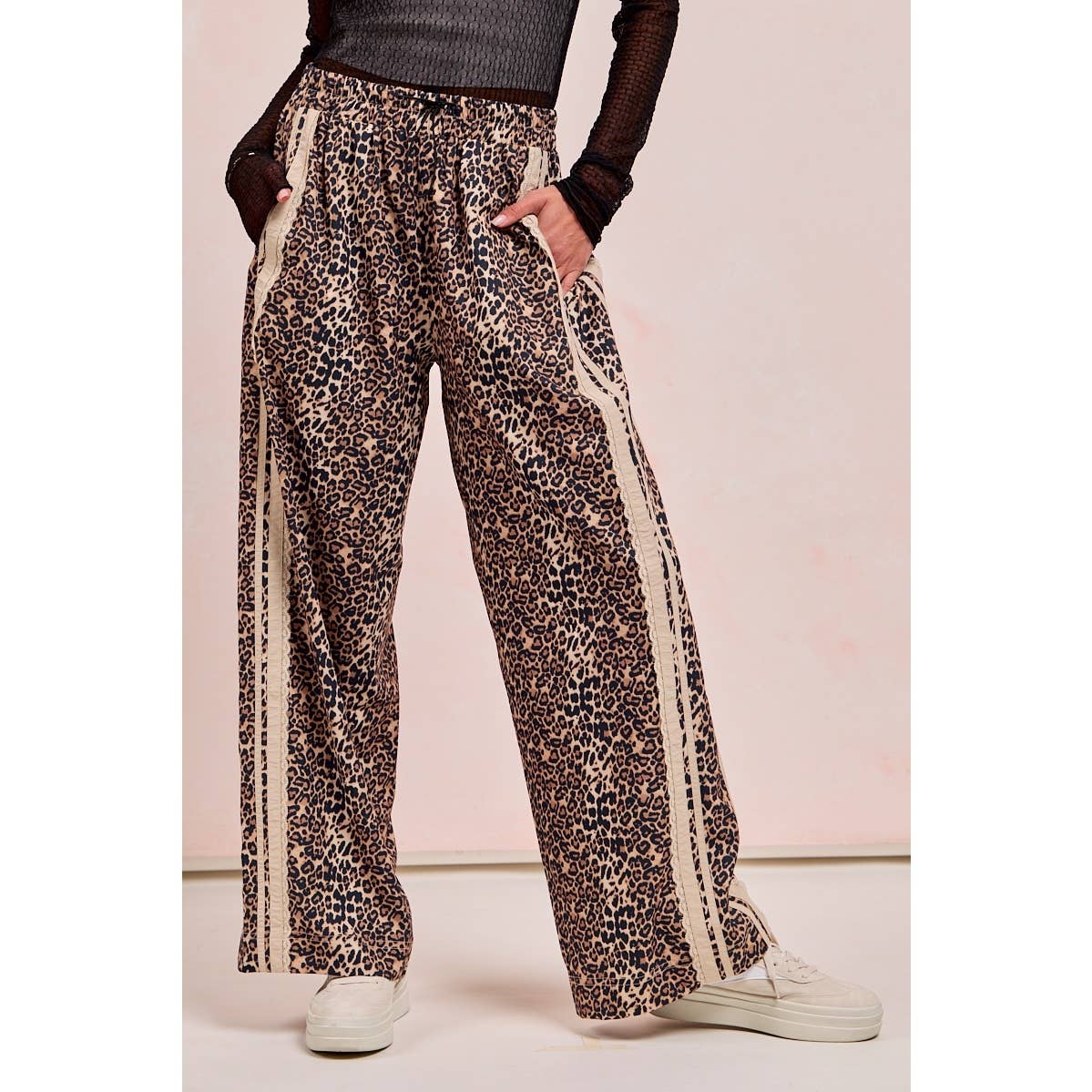 LEOPARD PRINTED PANTS SIDE CONTRAST LACE
