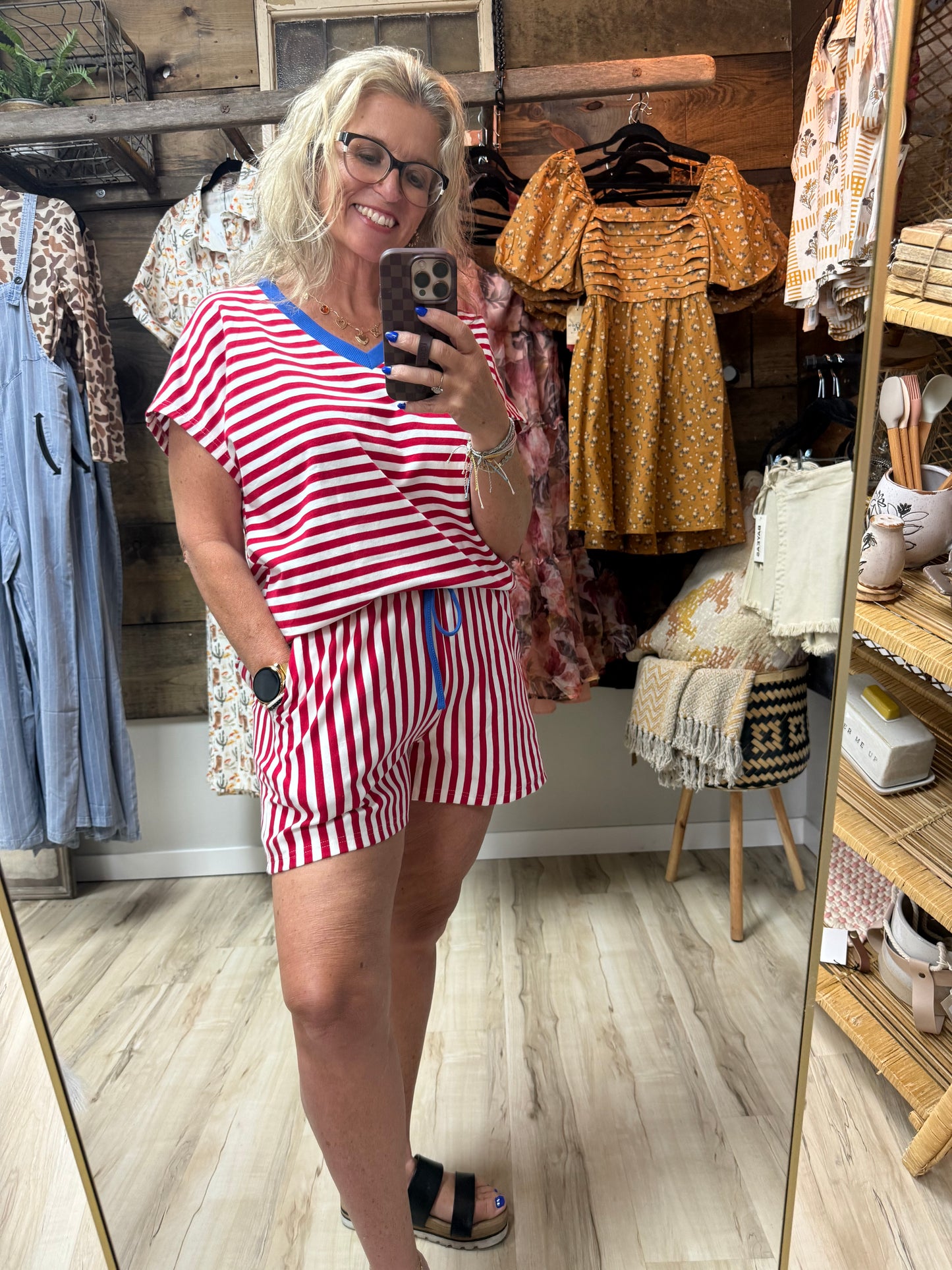 Miss Leslie Short Set